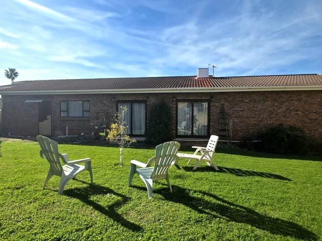 3 Bedroom Property for Sale in Wavecrest Eastern Cape